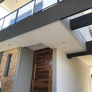 Departamento Moderno Y Con Excepcional Vista A La Montaña Guaymallén