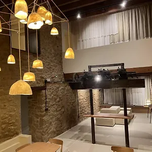 Landhuis Casa Robla, Bilar